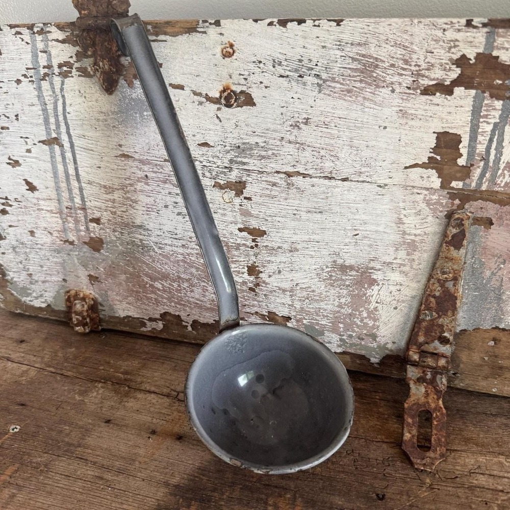 Vintage Grey Granite Enamelware Ladle Hooked Handle Farmhouse Primitive 12 Inch